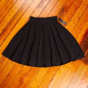 BCBG | Black Metallic Circle Skirt | Small